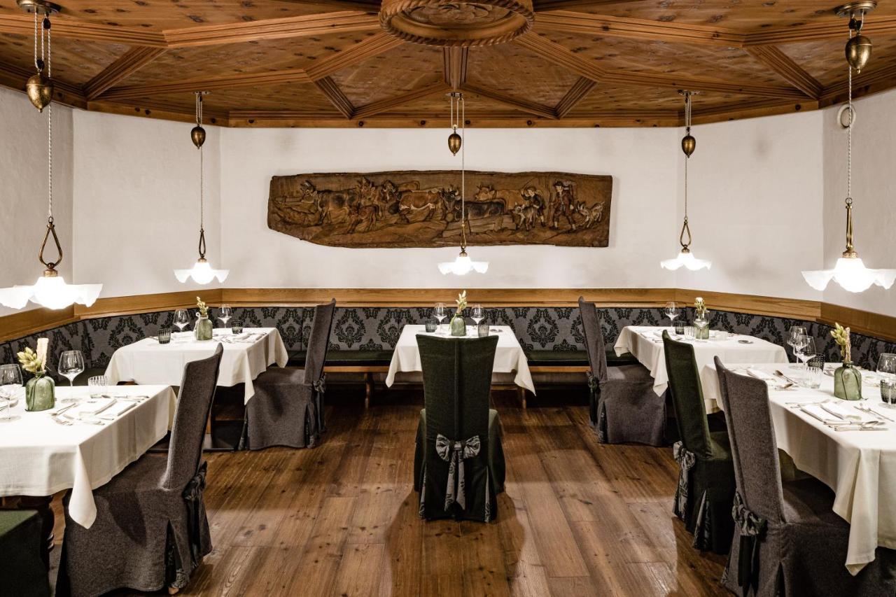 Boutique & Fashion Hotel Maciaconi - Gardenahotels Santa Cristina Val Gardena Exterior photo