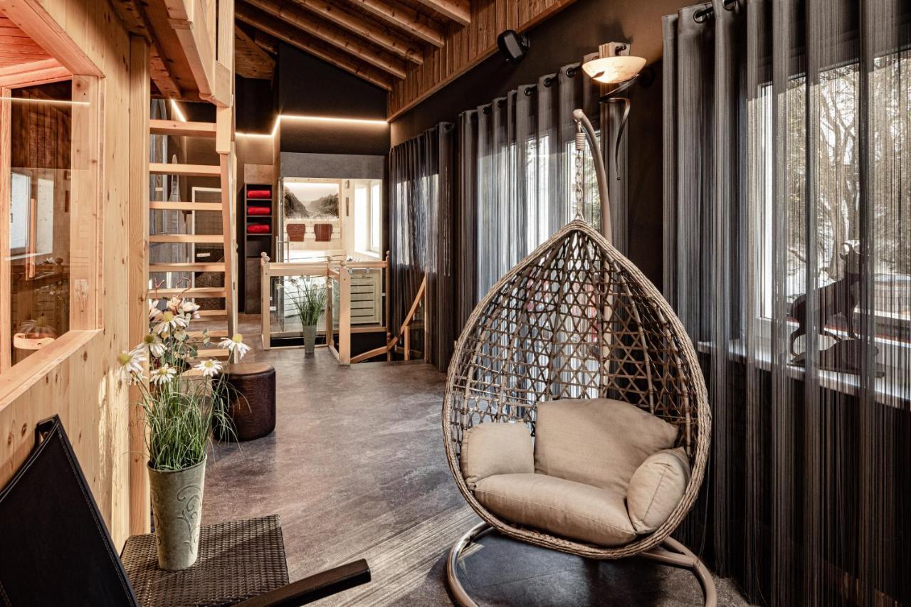 Boutique & Fashion Hotel Maciaconi - Gardenahotels Santa Cristina Val Gardena Exterior photo